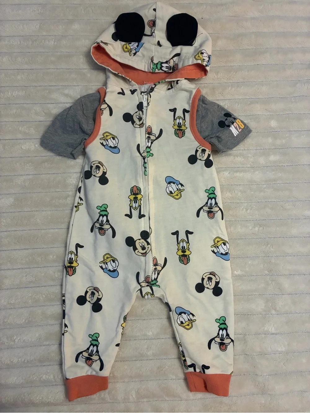 Disney Baby 12M Mickey & Friends 2-Piece Outfit Set ✨